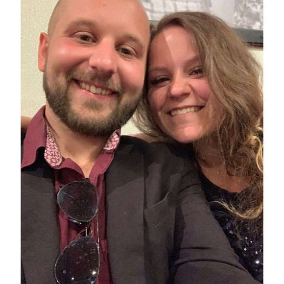 Meet your Posher, Kilia - Picture 1 of 1